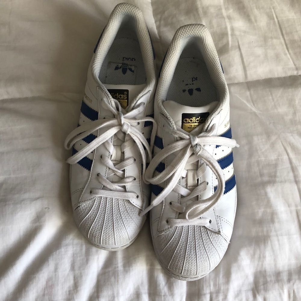 Adidas Superstar Size 6 GUC White/blue